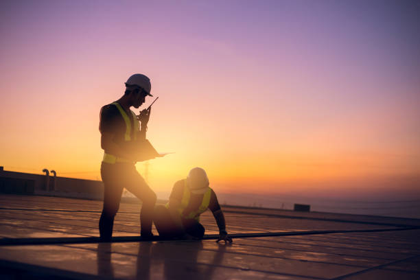 Best Roof Gutter Cleaning  in Girard, KS